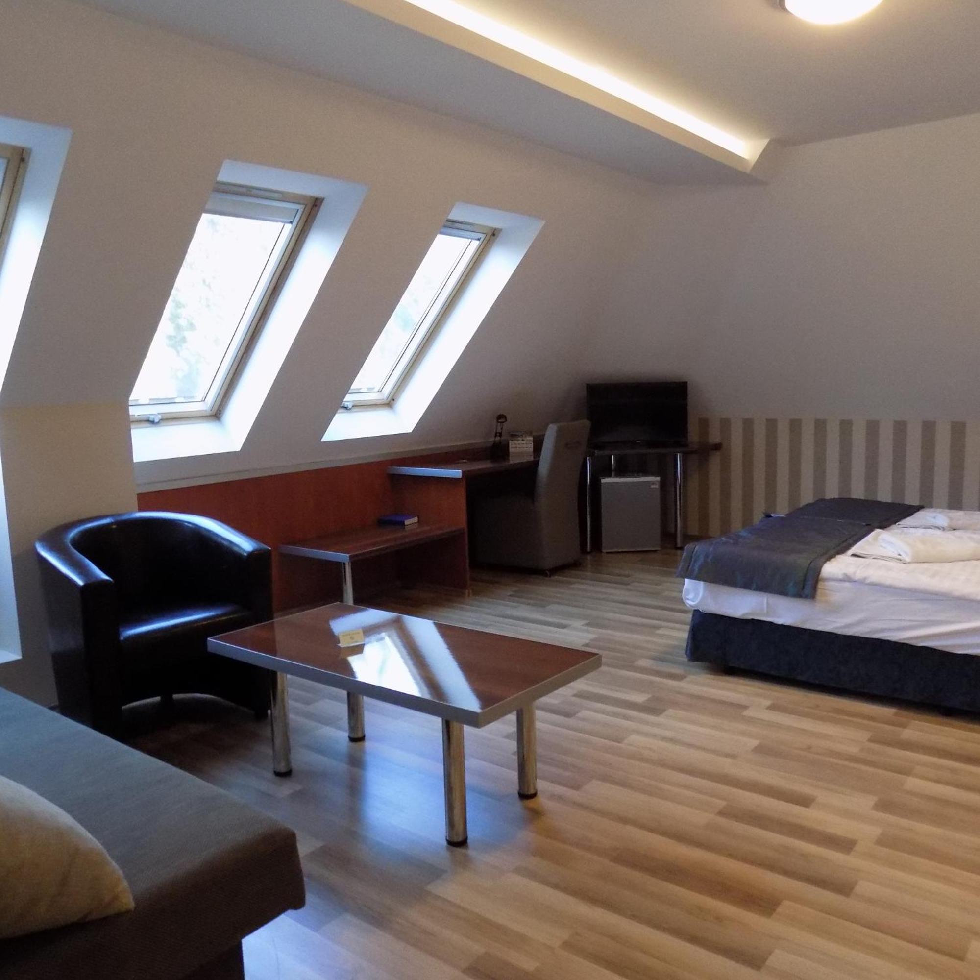 Fortuna Hotel Miskolc Habitación foto